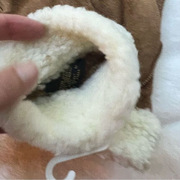 Women’s Suede & Sheepskin style
Gloves Sz Medium NEW - Picture 3 of 16